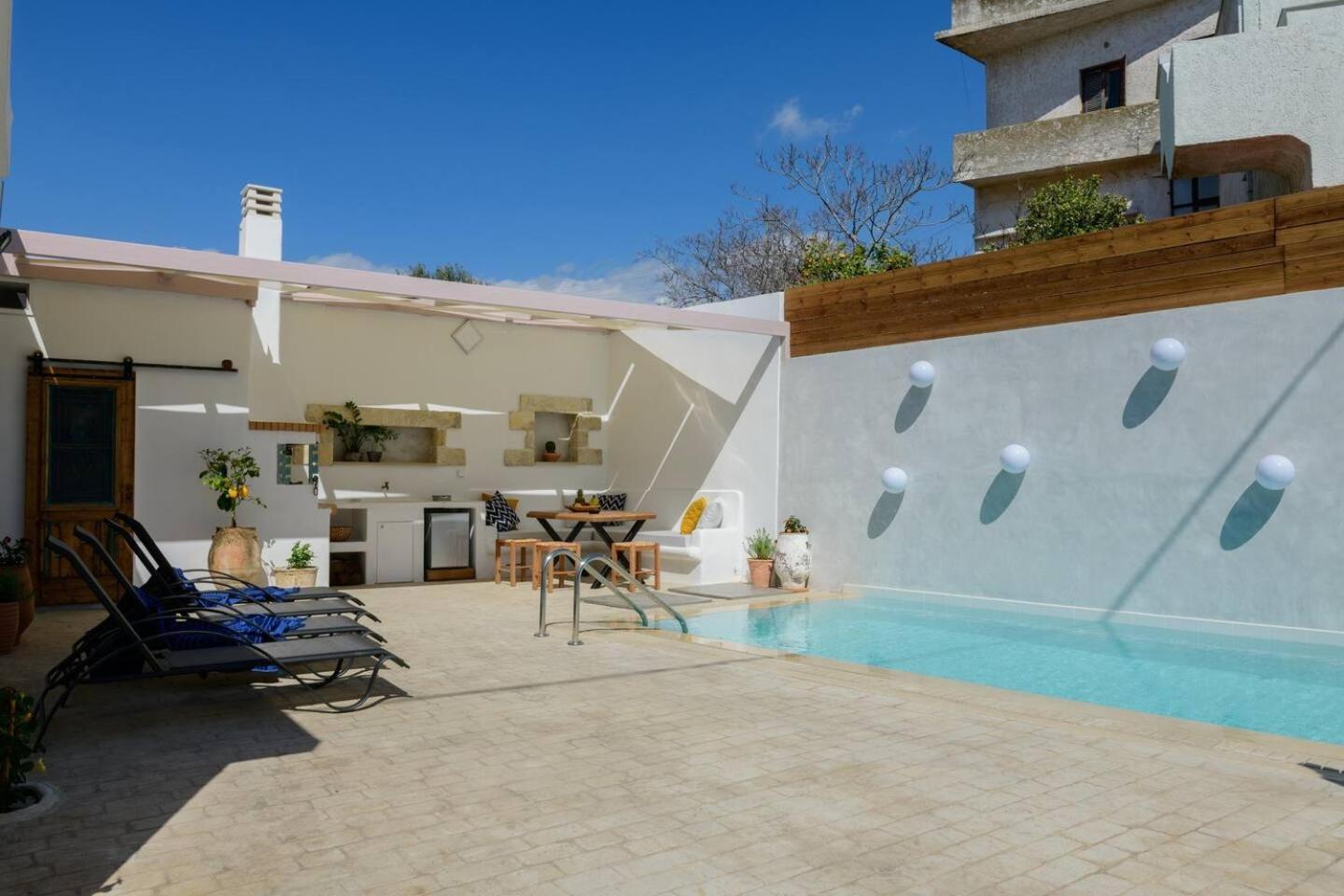 Chrisanthi Elegant Villa ピツイディア エクステリア 写真