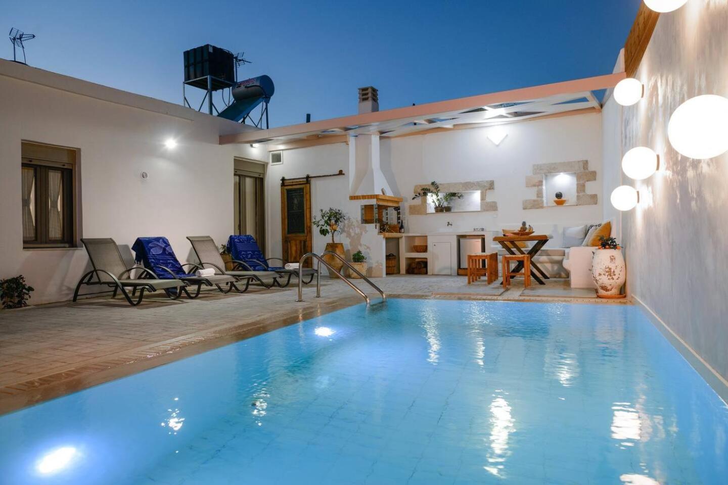 Chrisanthi Elegant Villa ピツイディア エクステリア 写真