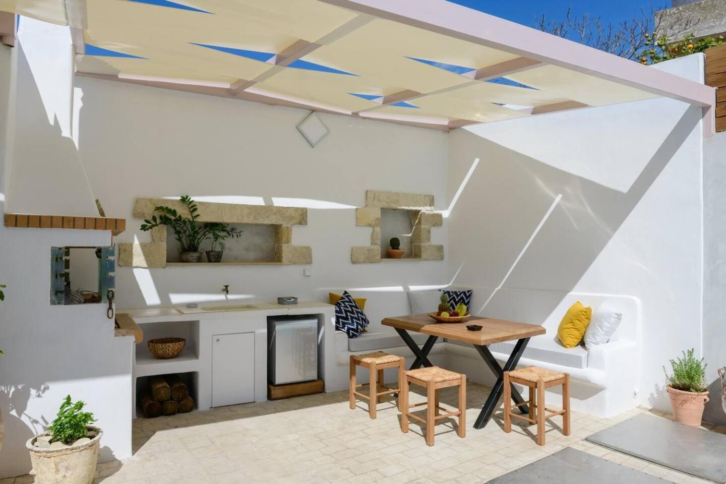 Chrisanthi Elegant Villa ピツイディア エクステリア 写真