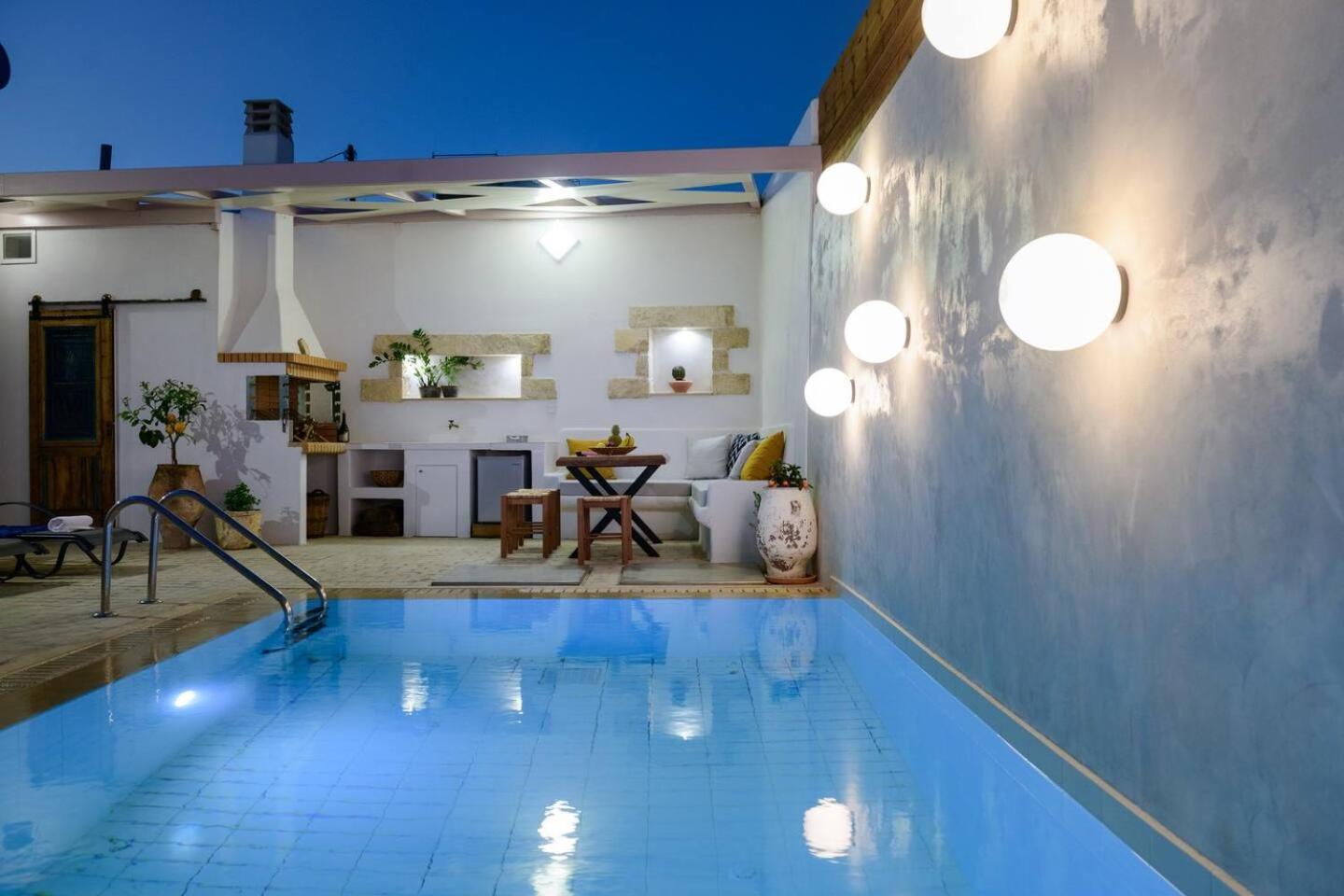 Chrisanthi Elegant Villa ピツイディア エクステリア 写真
