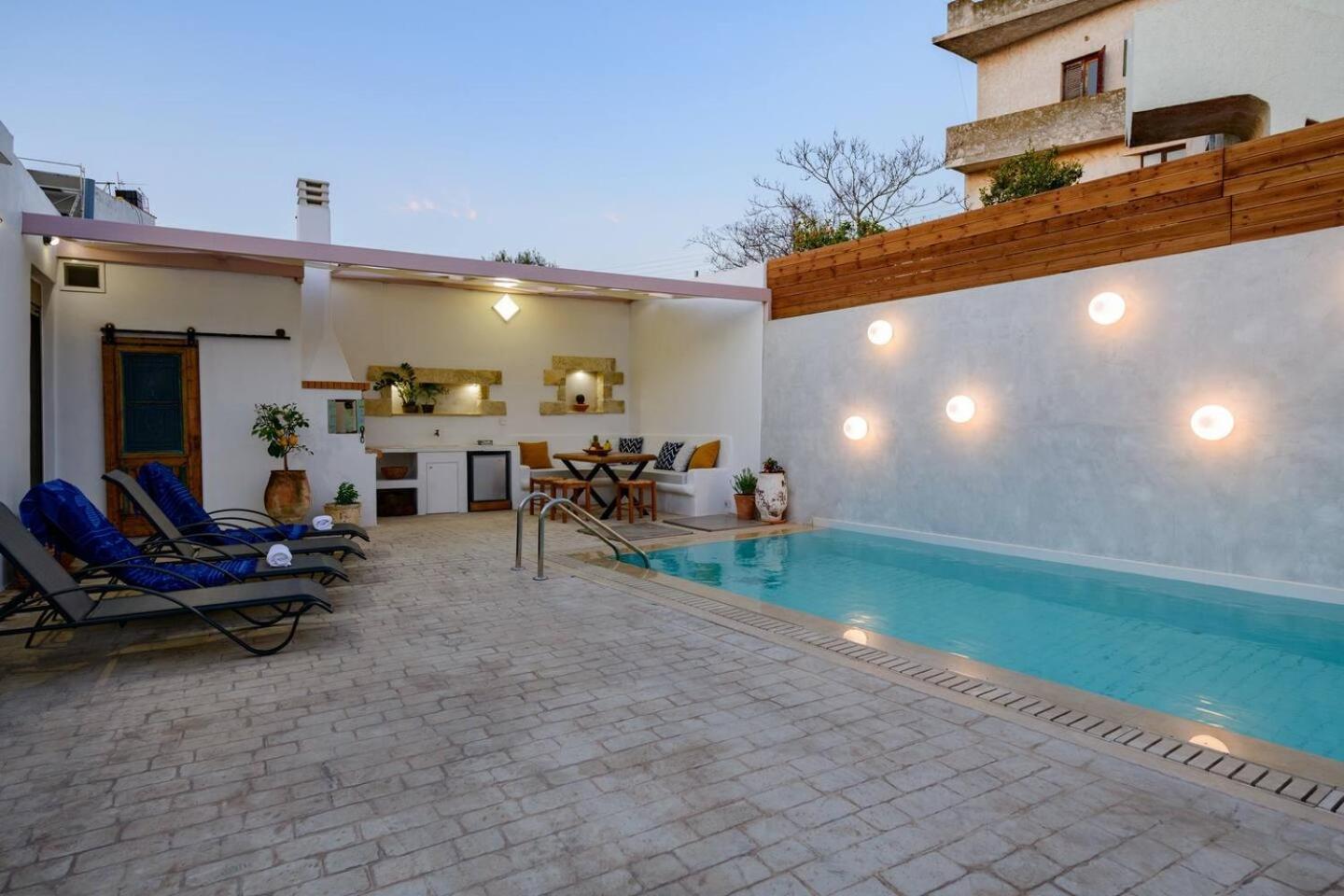 Chrisanthi Elegant Villa ピツイディア エクステリア 写真